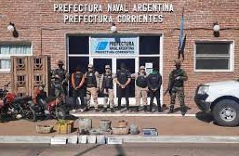 Secuestraron 300 kilos de marihuana en una isla de Itatí