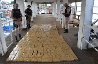 Secuestran 20 millones de pesos en droga tras una persecución en el río
