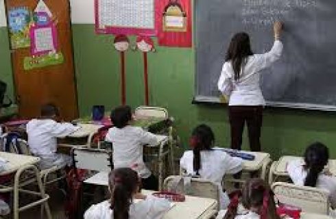 PARCIALMENTE Y EN ÁREAS RURALES: Corrientes y otras 8 provincias volverían gradualmente a clases presenciales en agosto