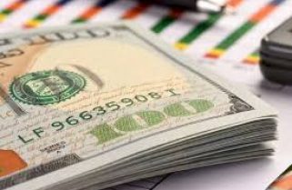 Quienes reciban el IFE no podrán comprar dólares