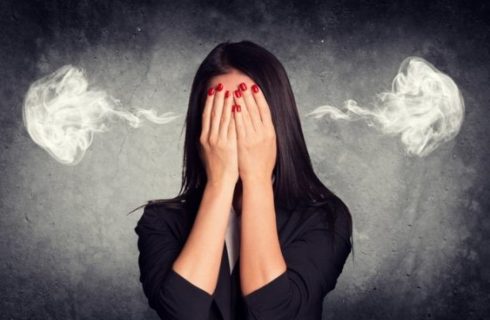 Síndrome de Burnout o estrés crónico: principales causas y medidas para evitarlo